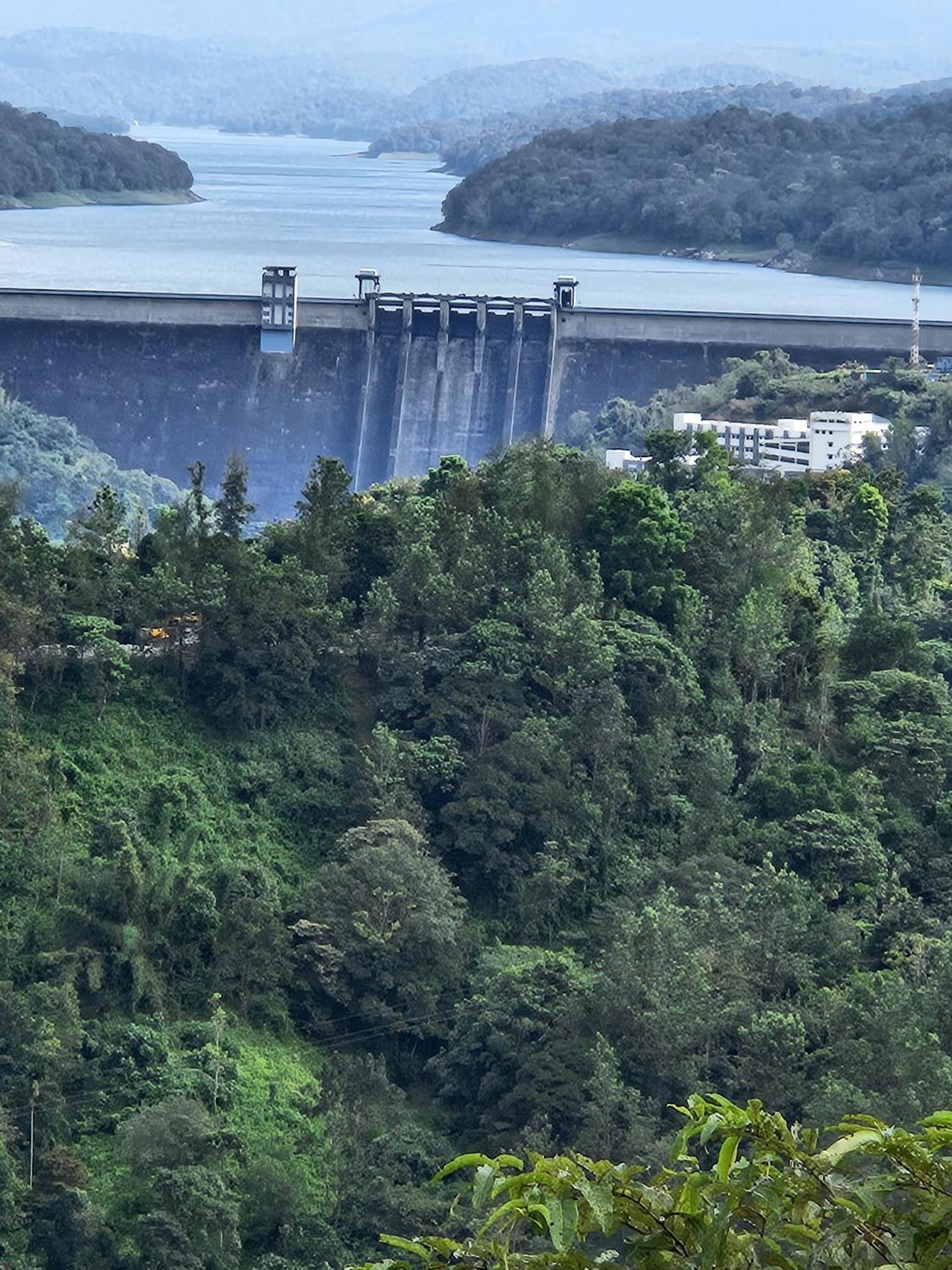 Idukki Dam View Resort Zewnętrze zdjęcie